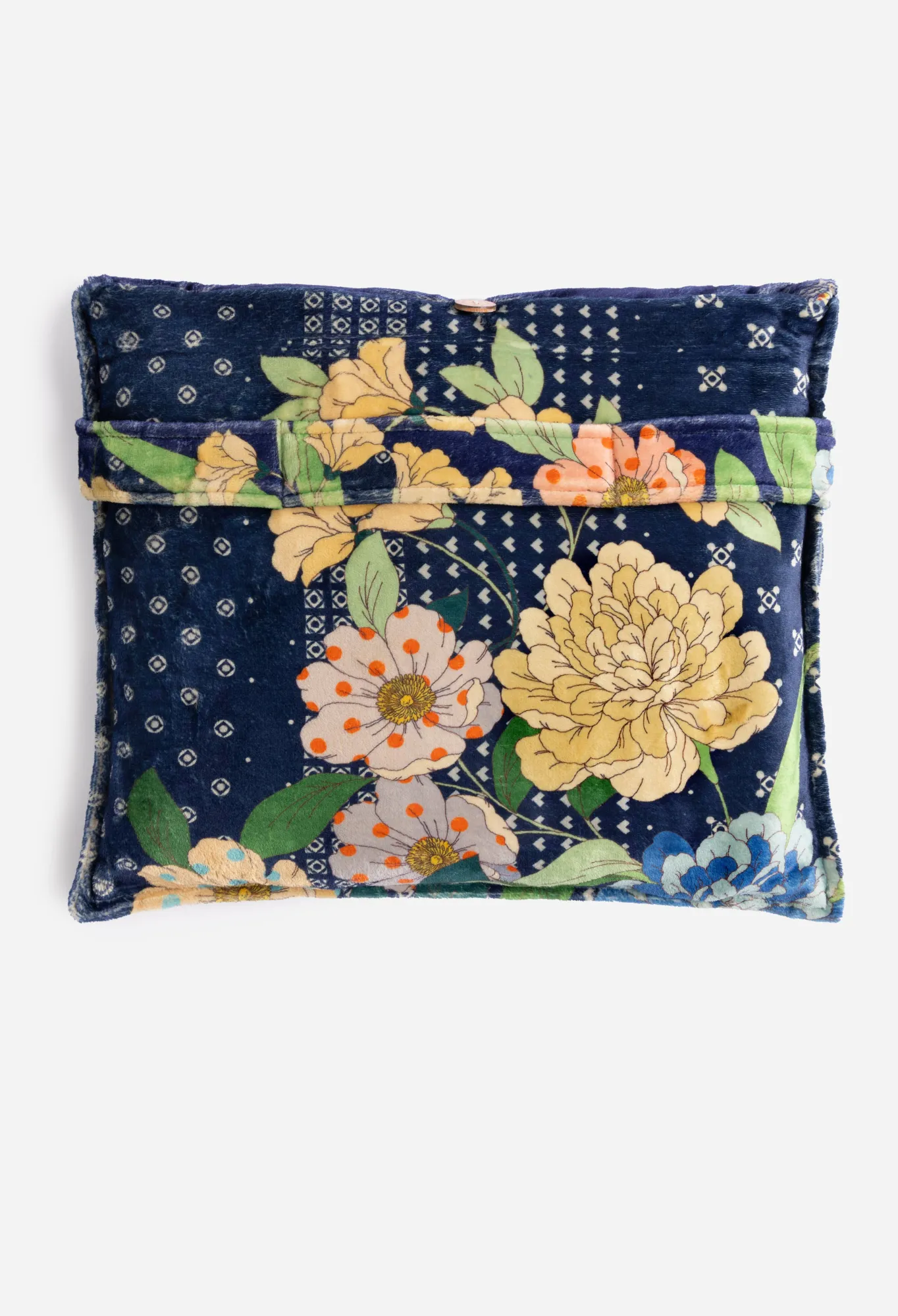 Shop Travel Blanket Women Blankets