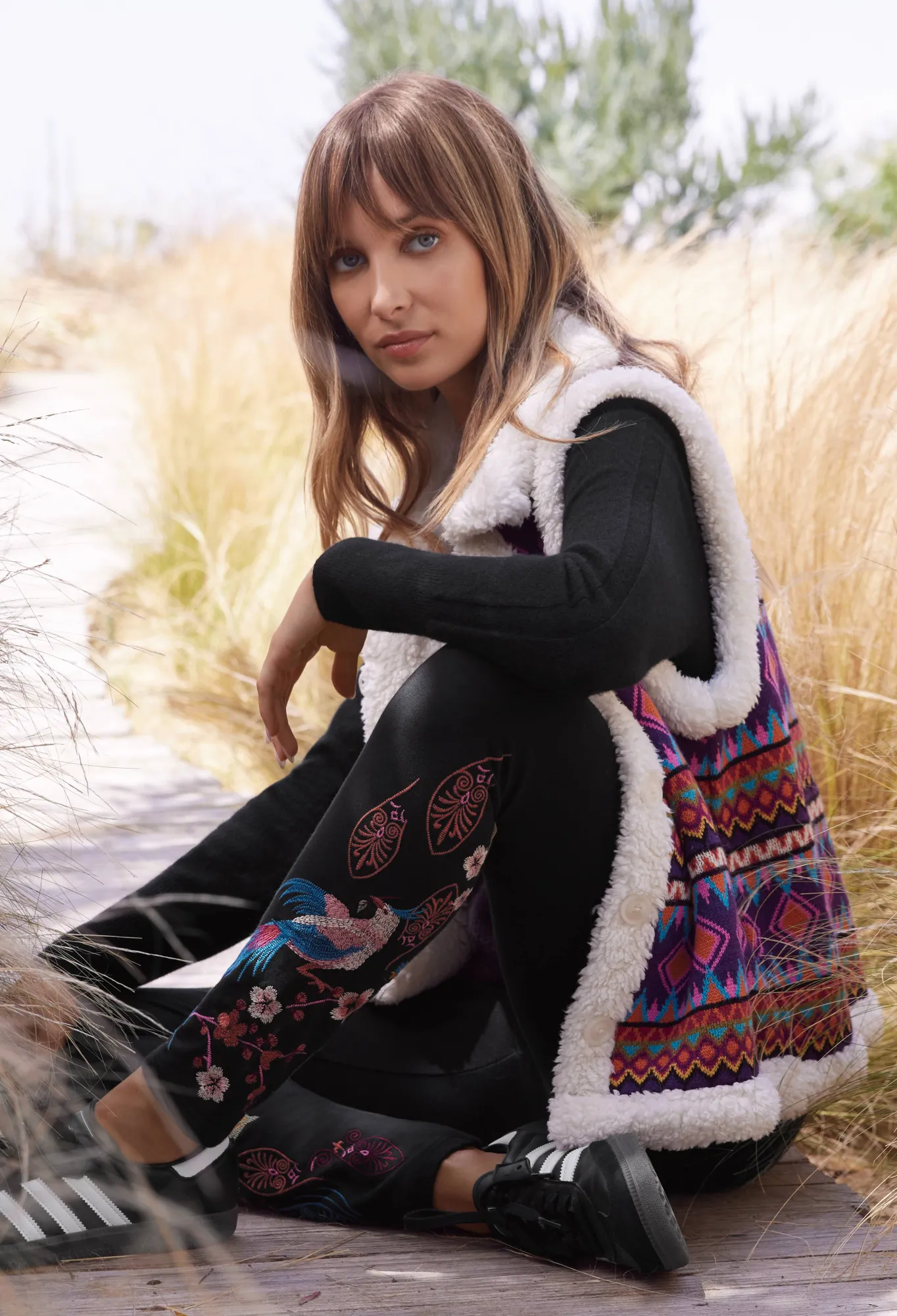 Shop Yuya Sherpa Reversible Vest Women Outerwear